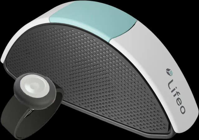 lifeo Station — Stationäres Hausnotrufsystem mit wasserfestem Funksender fürs Handgelenk
