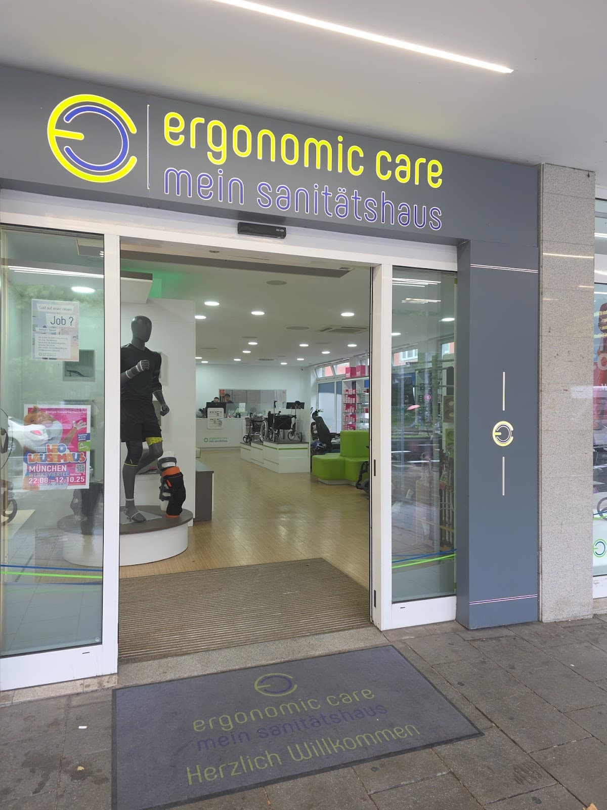 Sanitätshaus in München — Beratung und Anpassung von Hilfsmitteln beim Google-Unternehmensprofil ergonomic care