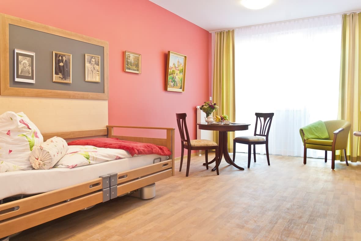 Seniorenzentrum Lechrain in Augsburg-Lechhausen — Google-Unternehmensprofil mit 4,9 von 5 Sternen bei 38 Rezensionen, Stand Juli 2026