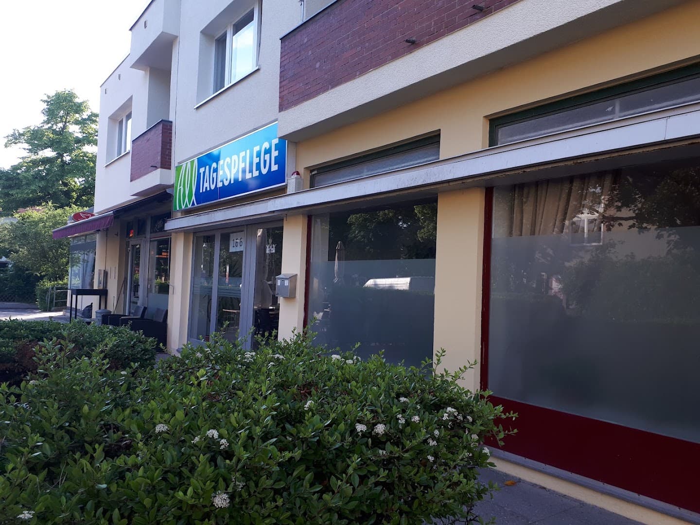 All Tagespflege in Berlin-Neukölln — Google-Unternehmensprofil mit 4,9 von 5 Sternen bei 43 Rezensionen, Stand Juli 2026